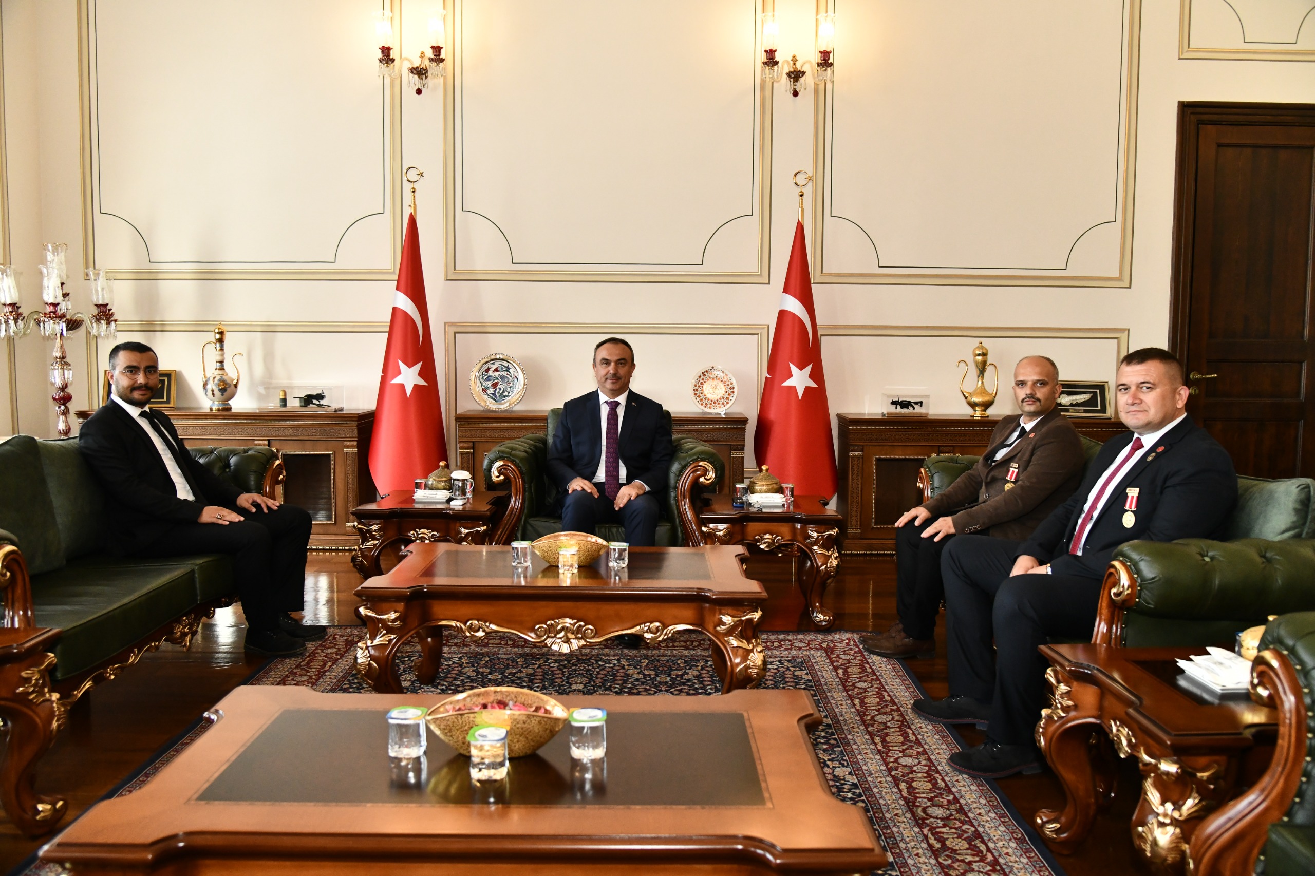 Güneydoğu Gazileri Vali Soytürk’ü Ziyaret Etti