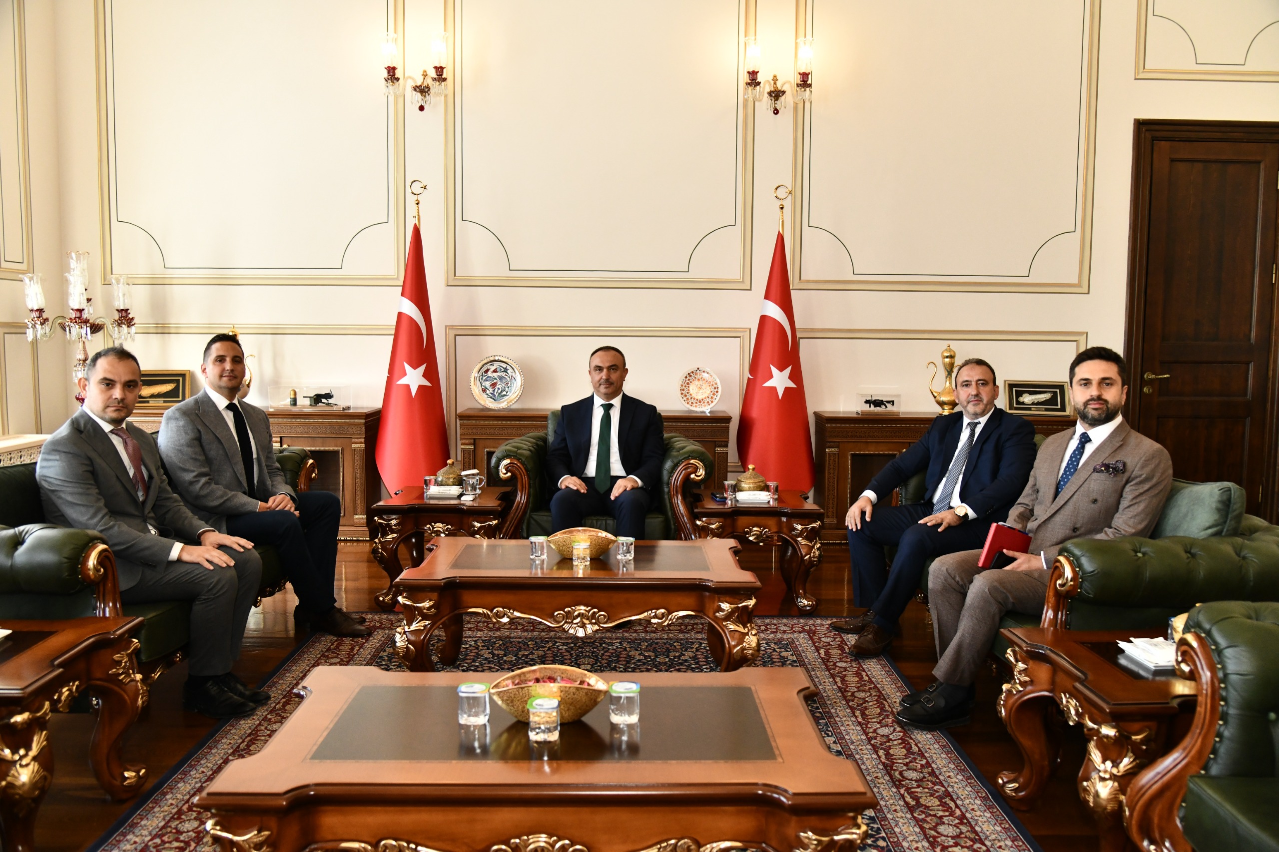Kutes Metal Yönetim Kurulu Başkanı Ali Esat Kutmangil’den Vali Recep Soytürk’e Ziyaret