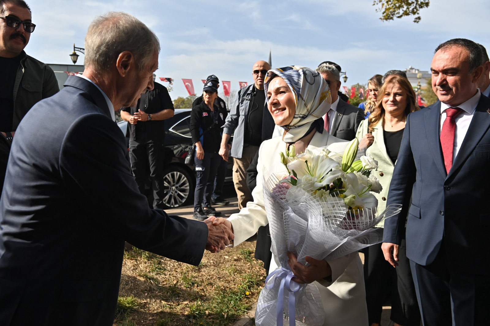 Aile ve Sosyal Hizmetler Bakanı Göktaş Süleymanpaşa Belediyesini Ziyaret Etti