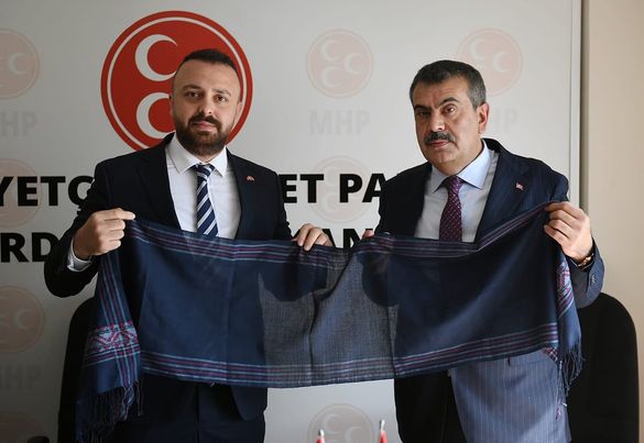 BAKAN YUSUF TEKİN DEN MHP İL BAŞKANLIĞINA ZİYARET
