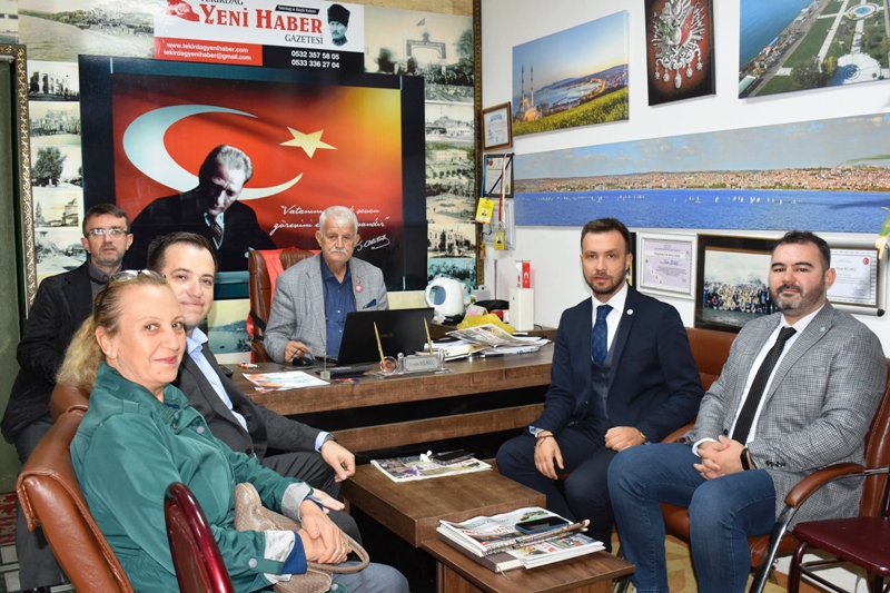İYİ PARTİLİLERDEN GAZETECİ ERSİN BİLMEÇ’E ZİYARET