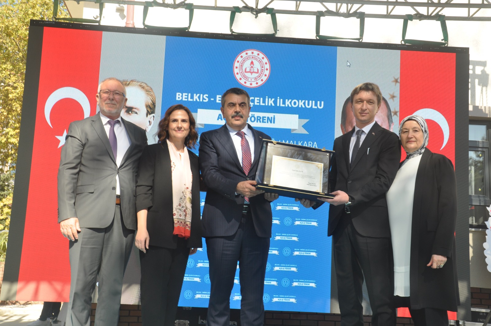 Milli Eğitim Bakanı Tekin, Çorlu da Necati-Perihan Kervancı okul açılışına katıldı