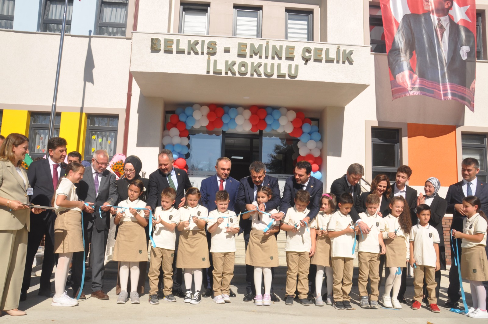 Belkıs-Emine Çelik İlkokulunun açılışını Bakan Yusuf Tekin Yaptı