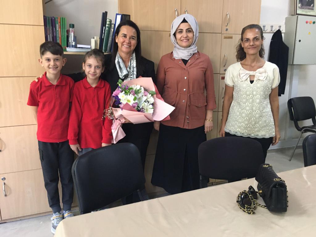 OKULU BABASI YAPTIRDI EKSİKLERİNİ O GİDERİYOR