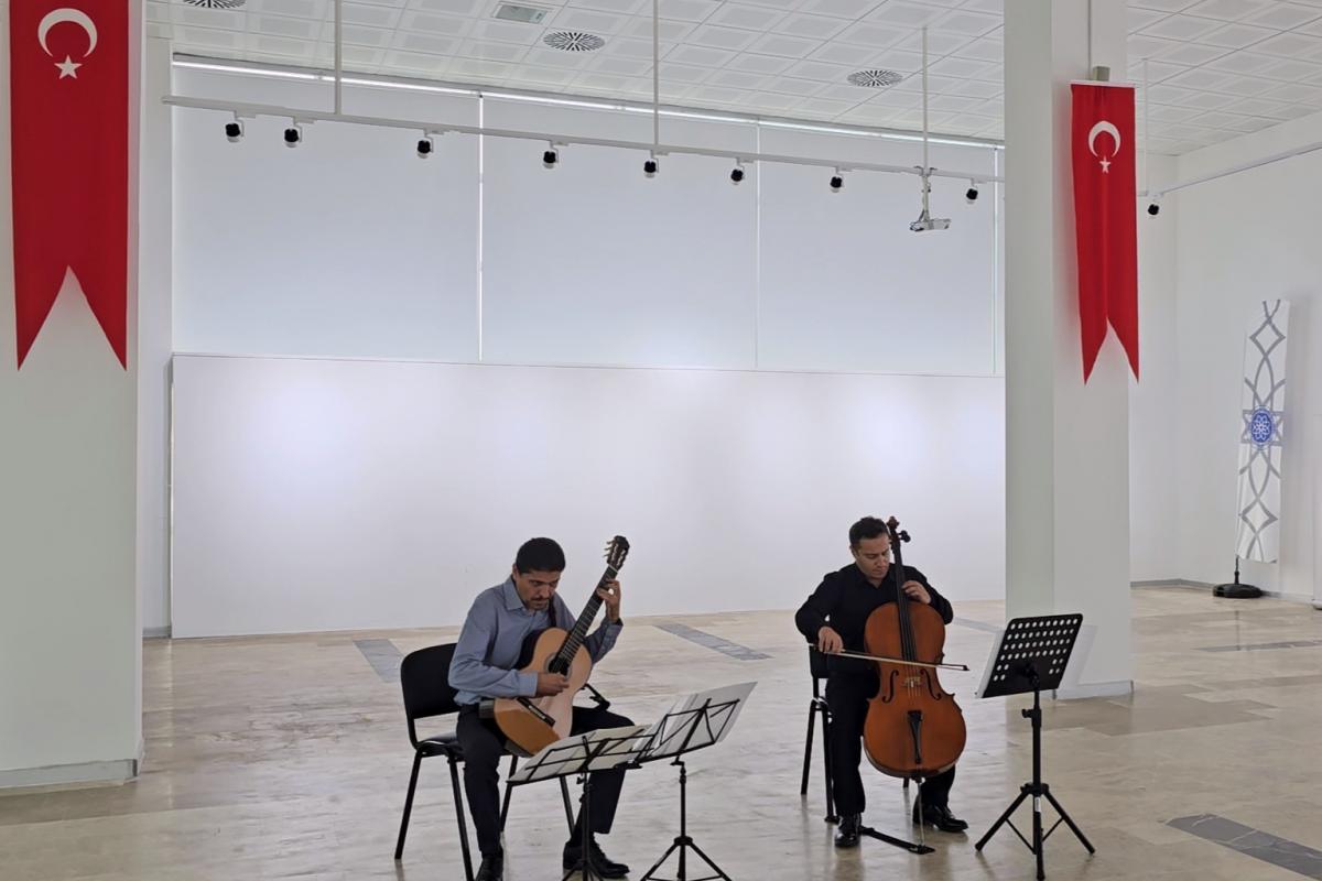 Viyolonsel ve Gitar Duo Konseri