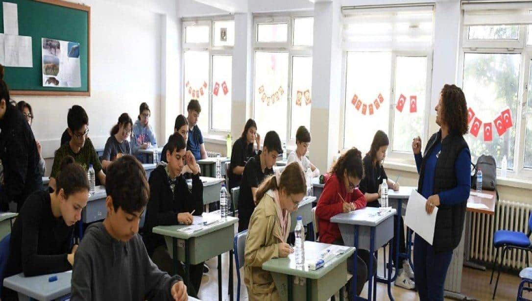 Bakan Tekin, LGS Merkezî Sınavının Tarihinin 2 Haziran 2024 Olarak Belirlendiğini Açıkladı