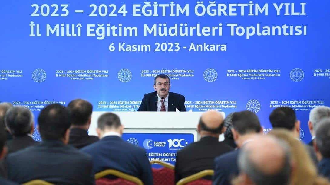 Bakan Tekin, Millî Eğitim Müdürleriyle Bir Araya Geldi