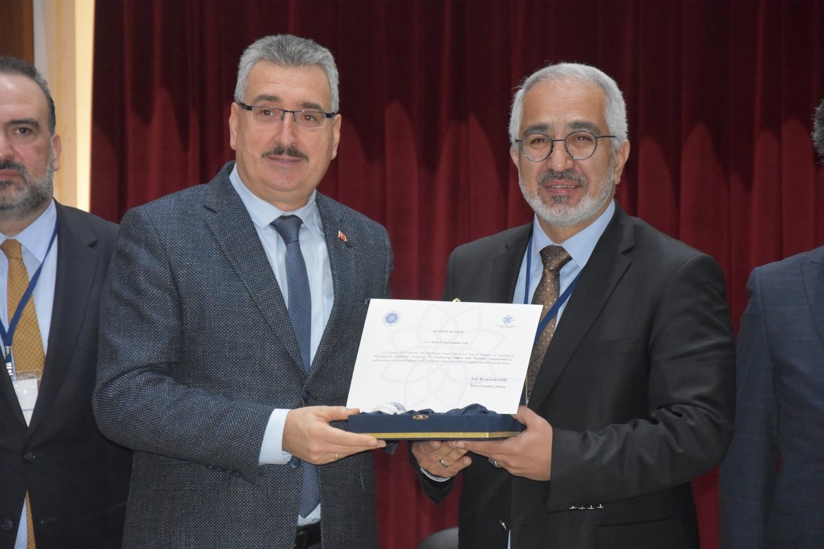 Tekirdağ NKÜ’de “Din ve Gençlik” Konulu “I. Uluslararası Çağdaş Dini Meseleler Sempozyumu” Düzenlendi