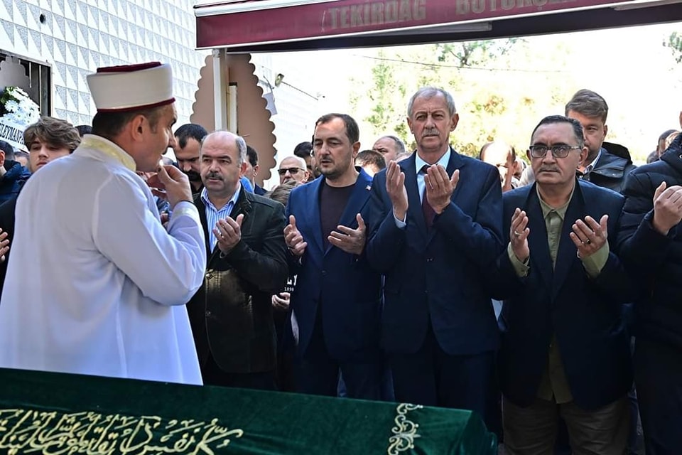 Orhan Halet Defnedildi