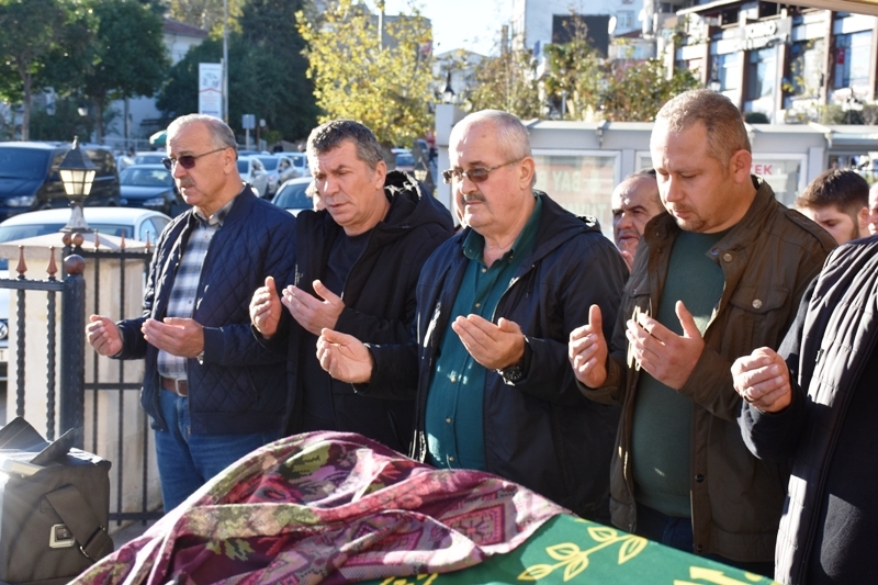 KIYMET ERGİDER VEFAT ETTİ.