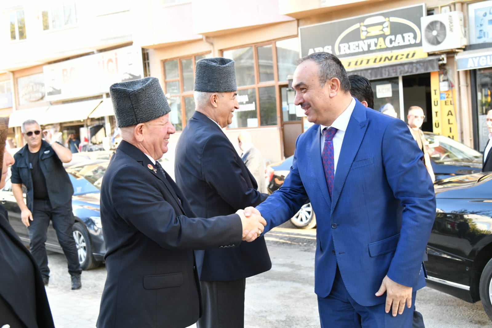 Vali Soytürk Gaziler Derneğini Ziyaret Etti
