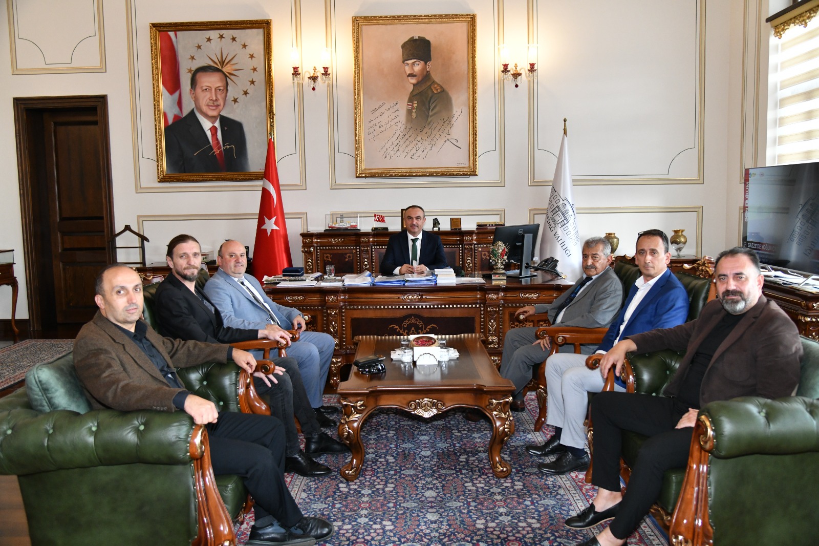 Tekirdağ Amatör Spor Kulüpleri Federasyonu Başkan ve Üyeleri Vali Soytürk’ü Ziyaret Etti