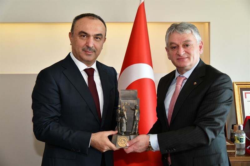 Vali Soytürk Tekirdağ Ticaret ve Sanayi Odası Başkanı Günay’a İade-i Ziyarette Bulundu