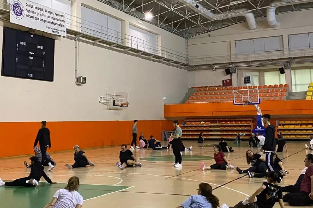 Tekirdağ NKÜ Spor Bilimleri Uygulama ve Araştırma Merkezinden Egzersiz Projesi