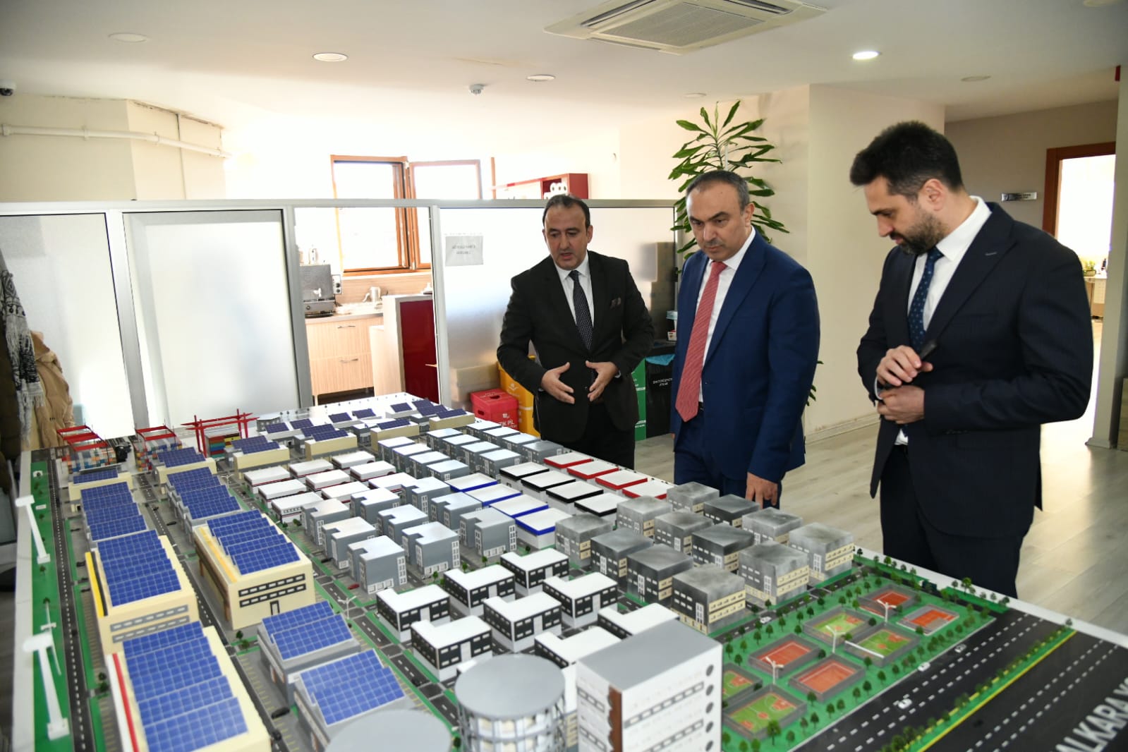 Vali Soytürk Trakya Kalkınma Ajansını Ziyaret Etti