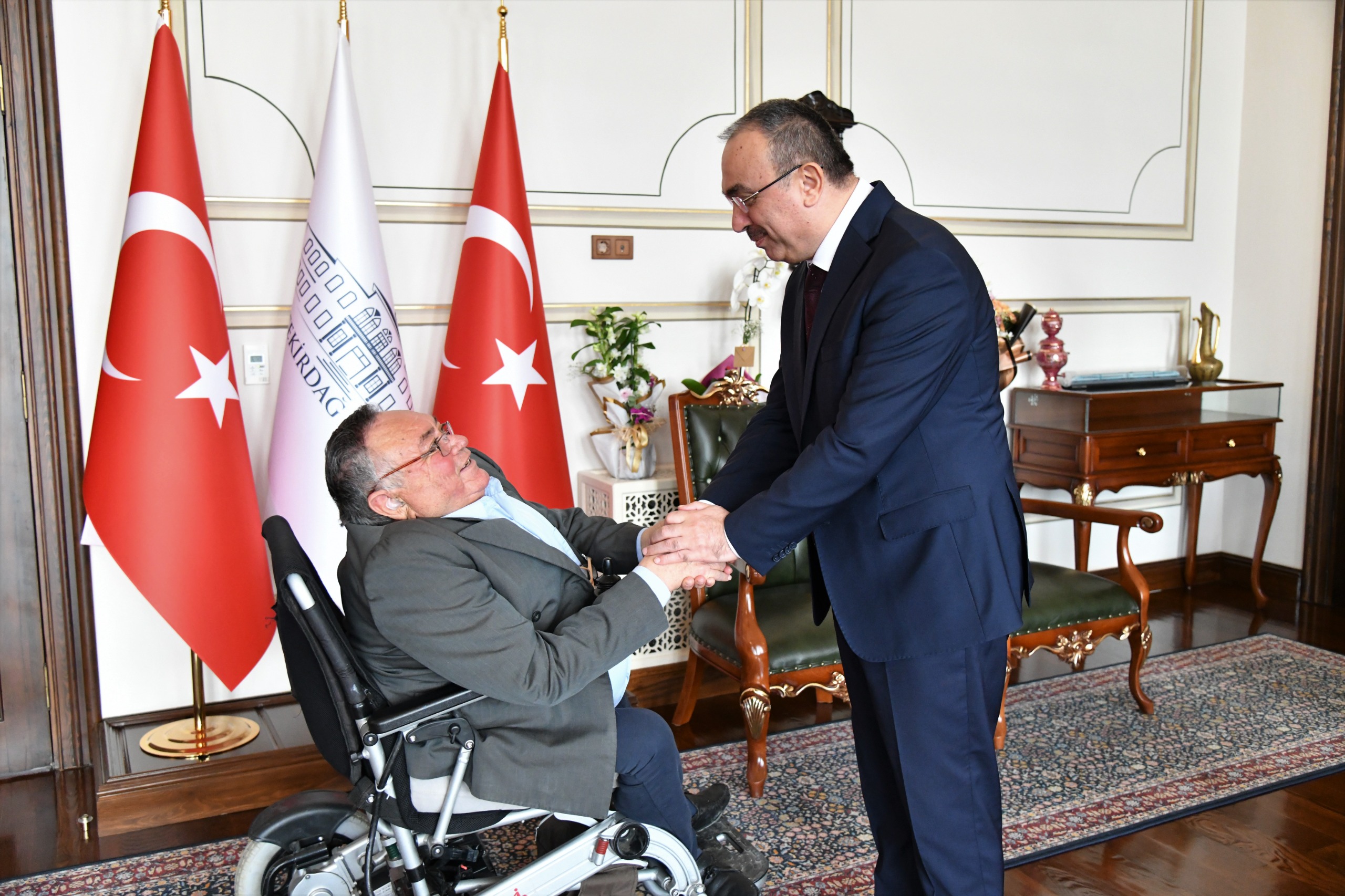 Türkiye Sakatlar Derneği Kapaklı Şubesi Başkan ve Üyeleri Vali Soytürk’ü Ziyaret Etti