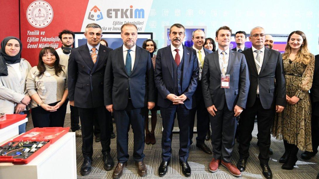 Bakan Yusuf Tekin, Verimlilik ve Teknoloji Fuarı’nı Ziyaret Etti