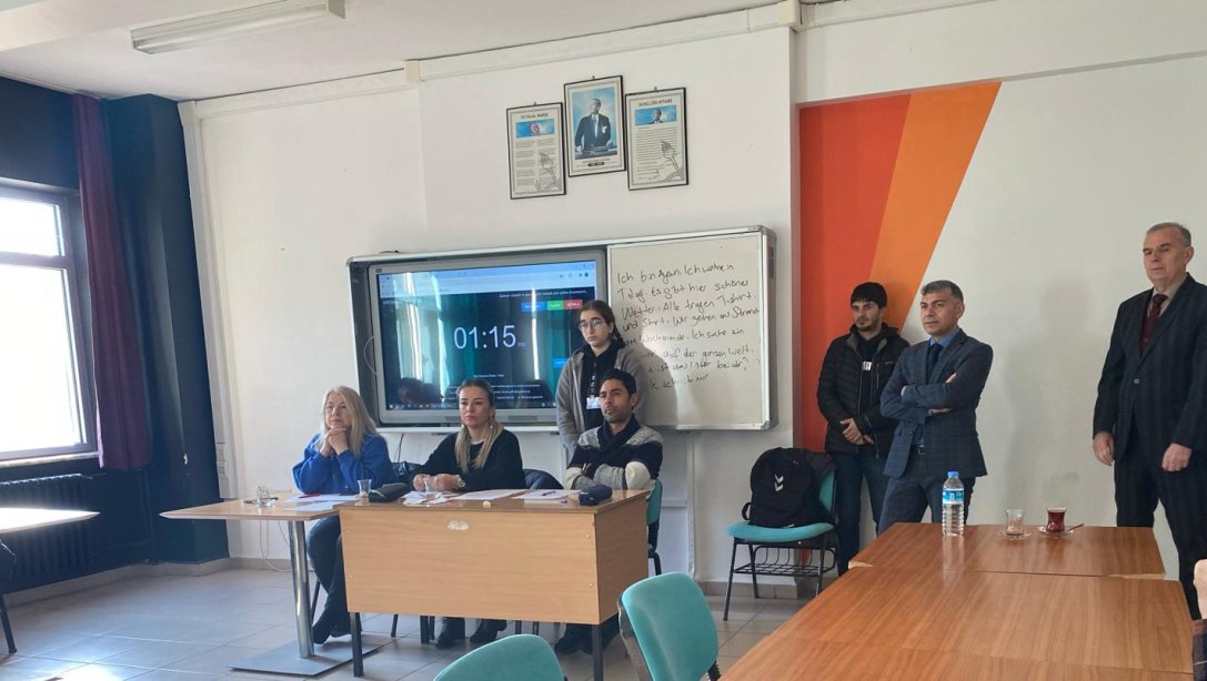 Liseler Arası Münazara Yarışmasında 2.Tur Tamamlandı