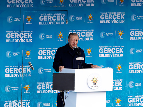 “Türkiye’yi bir bütün olarak kalkındırmanın, büyütmenin, yüceltmenin çabasındayız”