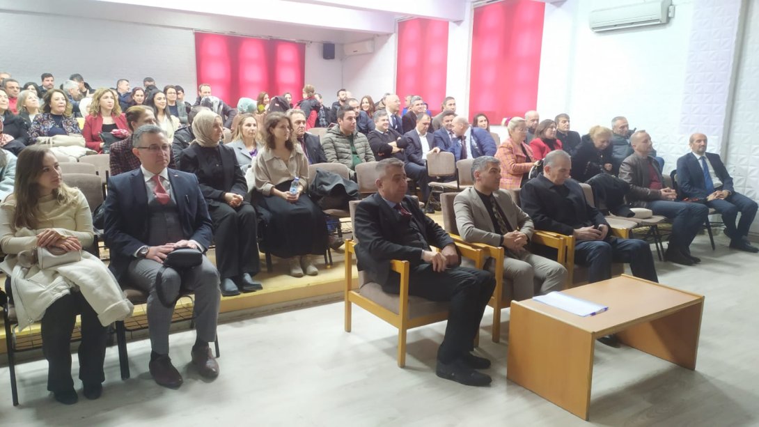 “ETİK” Konulu Seminere Katılmışlar