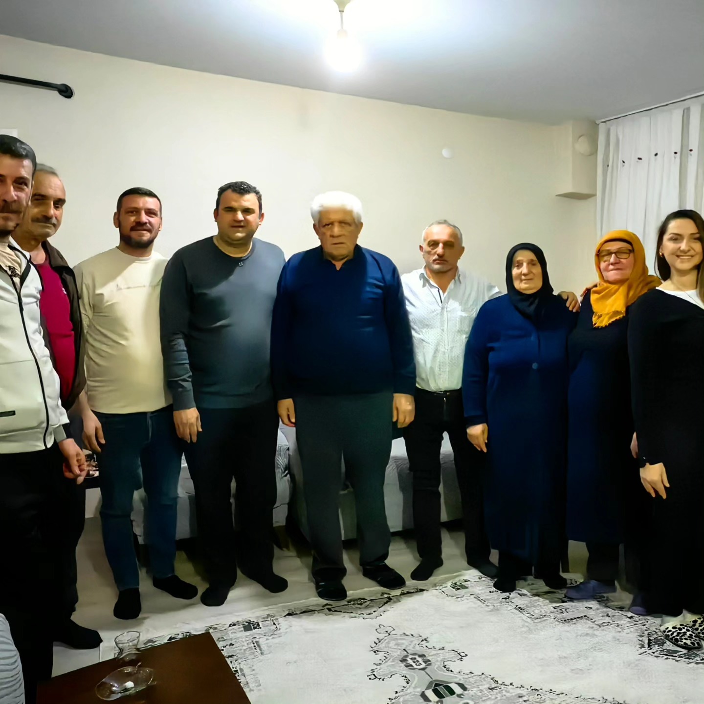 Volkan Nallar: Sevgili Eşim Melis Nallar Küçüközdemir ailesinin evine misafir olduk.
