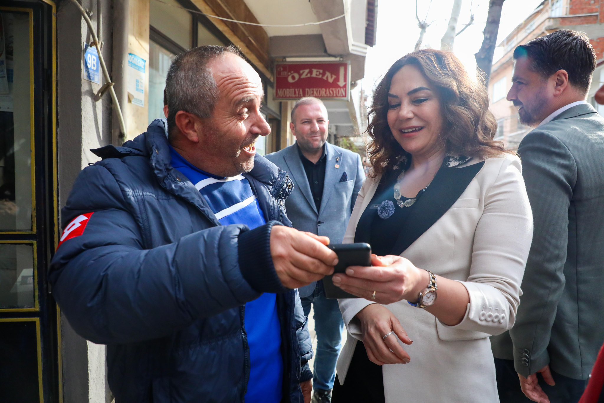 CHP TEKİRDAĞ BÜYÜKŞEHİR BELEDİYE BAŞKAN ADAYI DR. CANDAN YÜCEER ŞARKÖY’DE COŞKUYLA KARŞILANDI