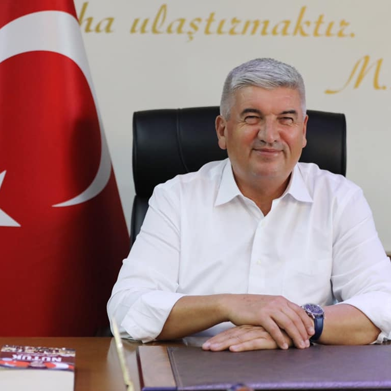 Kapaklı eski belediye Başkanı İrfan Mandalı aday oldu.