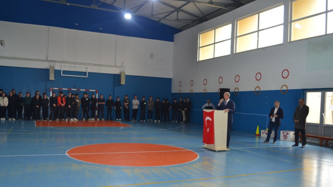 Süleymanpaşa Belediyesi Tarafından Hazırlanan Paşa Öğrenci Kartları, İlçemiz Okullarında Öğrenim Gören ve Üniversiteye Hazırlanan 12.Sınıf Öğrencilerine Teslim Edildi