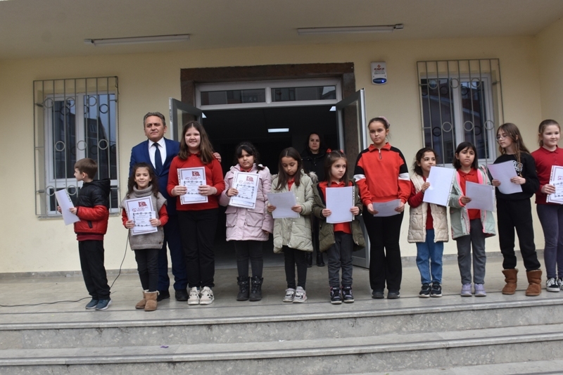 İSTİKLAL MARŞI’MIZI GÜZEL OKUMA YARIŞMASI SÜLEYMANPAŞA İLÇE BİRİNCİSİ OLDU