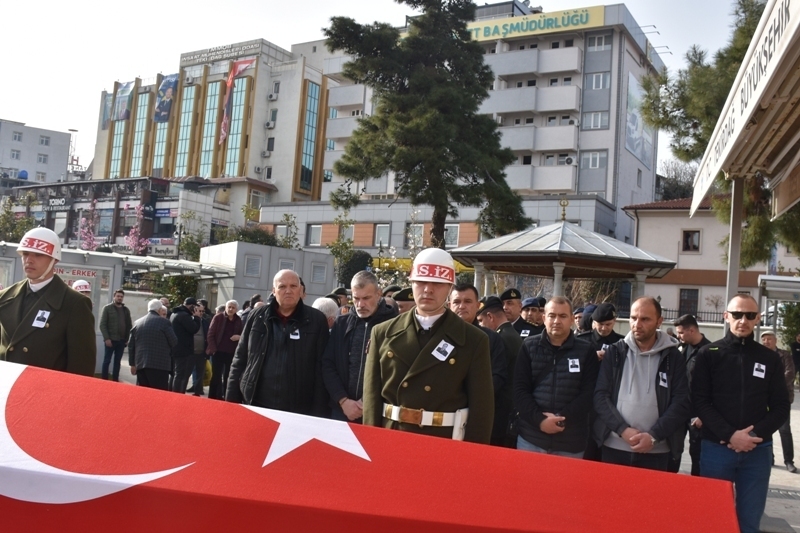 Em. Lev. Albay, Mustafa Ünsal Defedildi