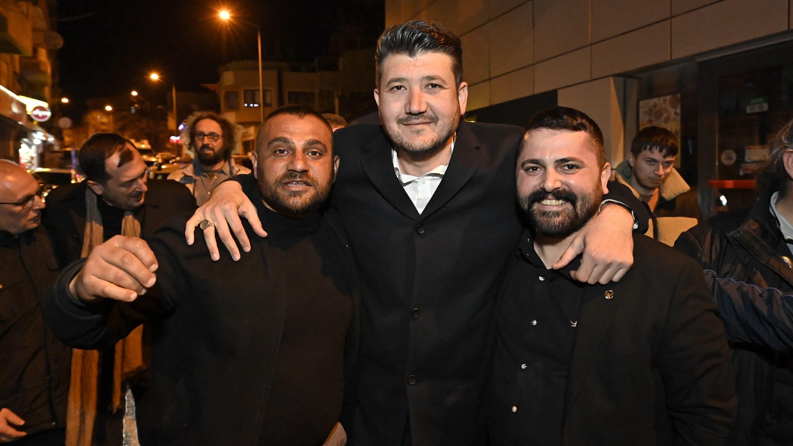 Süleymanpaşa Belediye Başkan Adayı Gökhan Saygı, Çiftlikönü Mahallesi’nde BAŞKAN gibi  karşılandı.