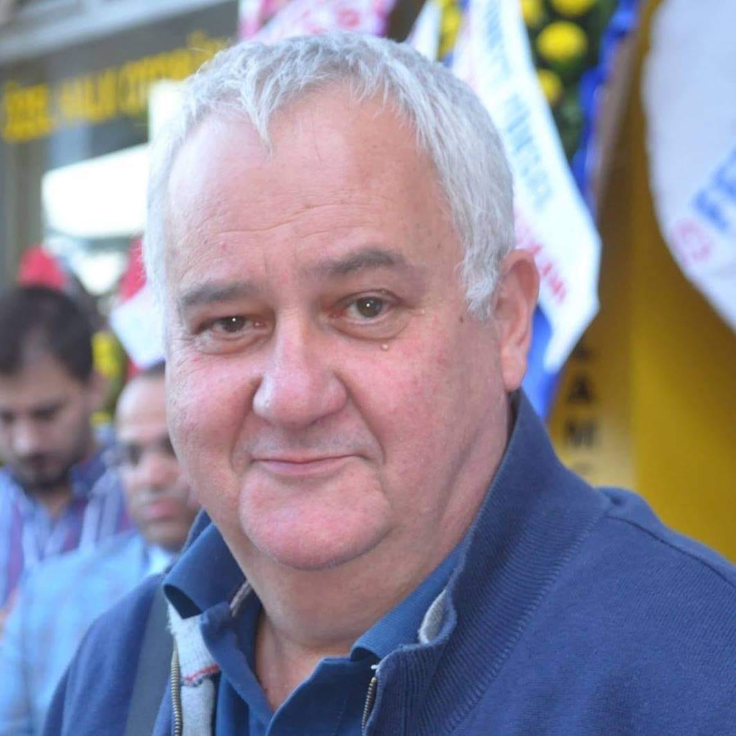 Cihat Akçakaya vefat etti