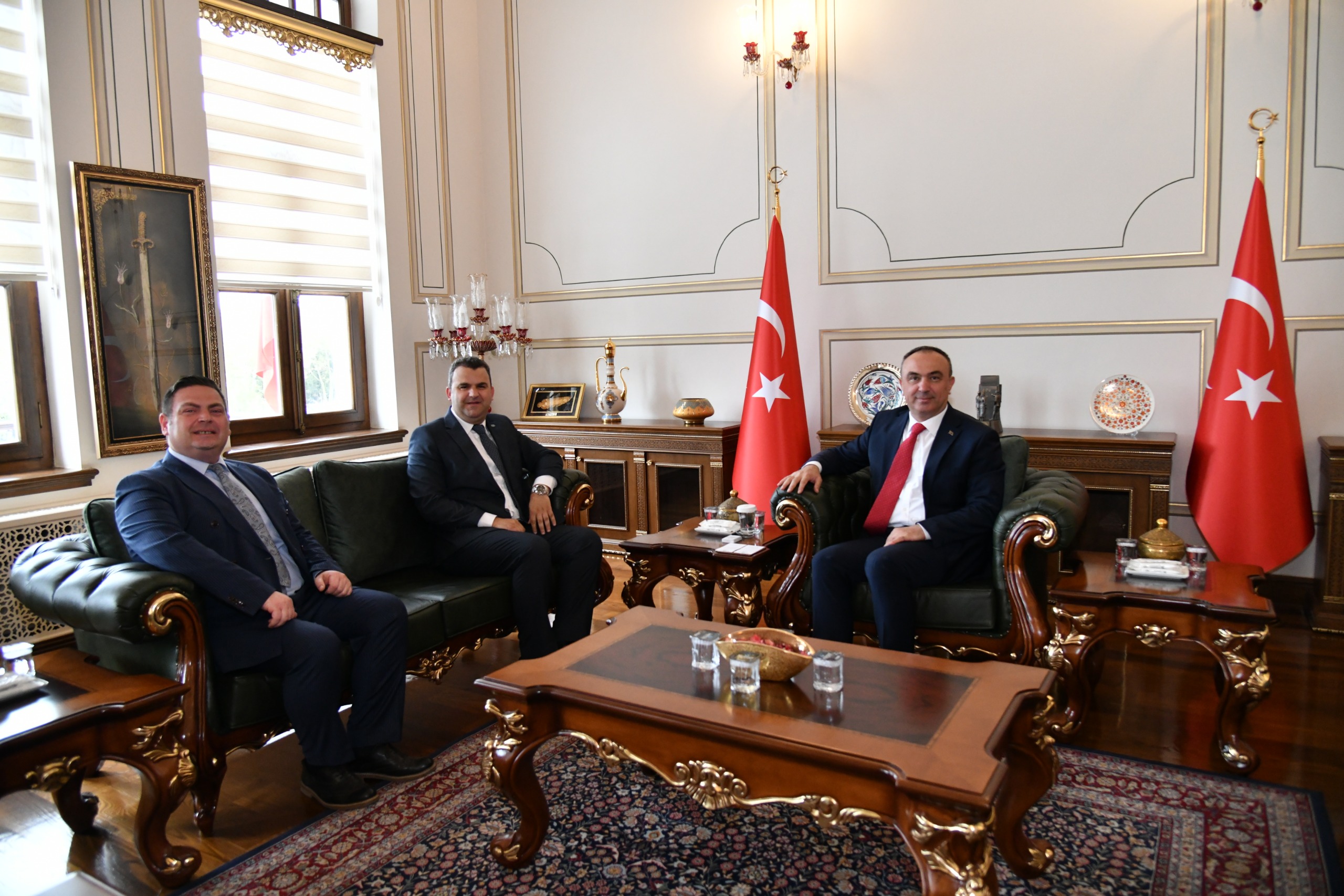 Süleymanpaşa Belediye Başkanı Nallar Vali Soytürk’ü Ziyaret Etti