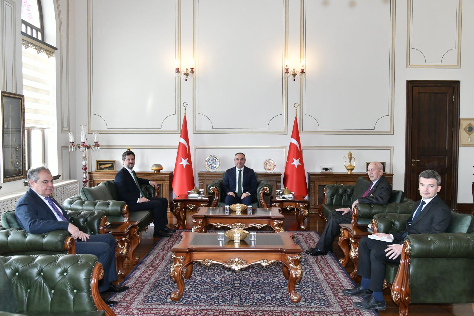 Büyükelçi Viktor Matis, Vali Soytürk’ü Ziyaret Etti
