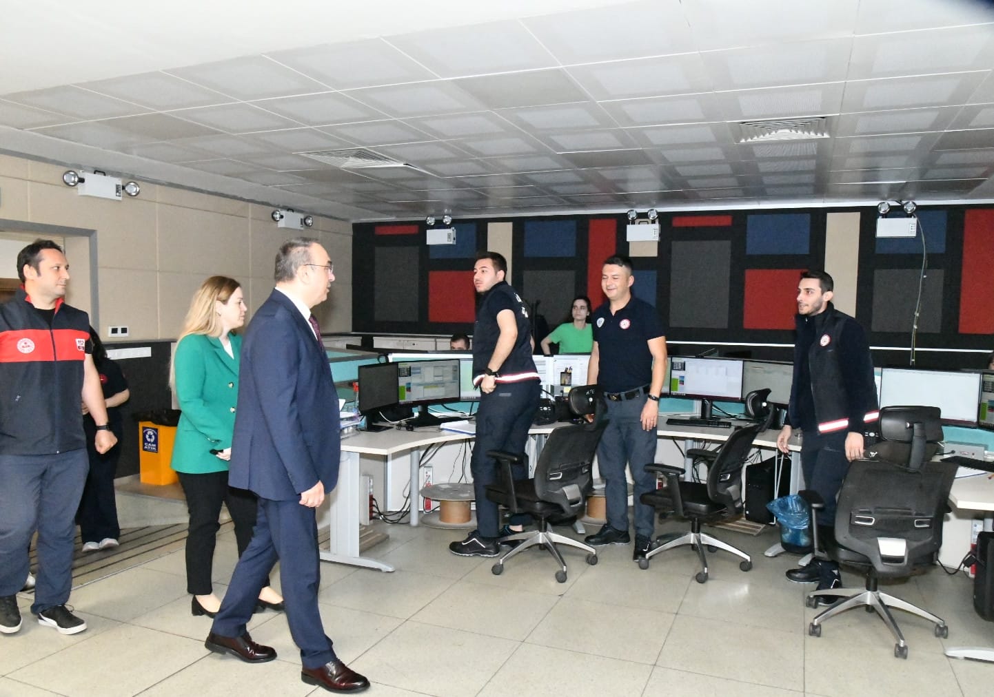 Vali Soytürk 112 Acil Çağrı Merkezi’ni Ziyaret Etti