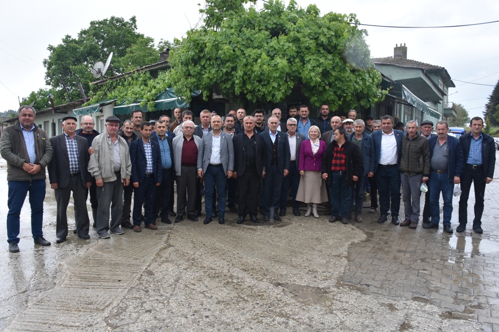 İNECİK MAHALLESİ OKULLARININ ACİLEN YAPILMASINI İSTİYOR