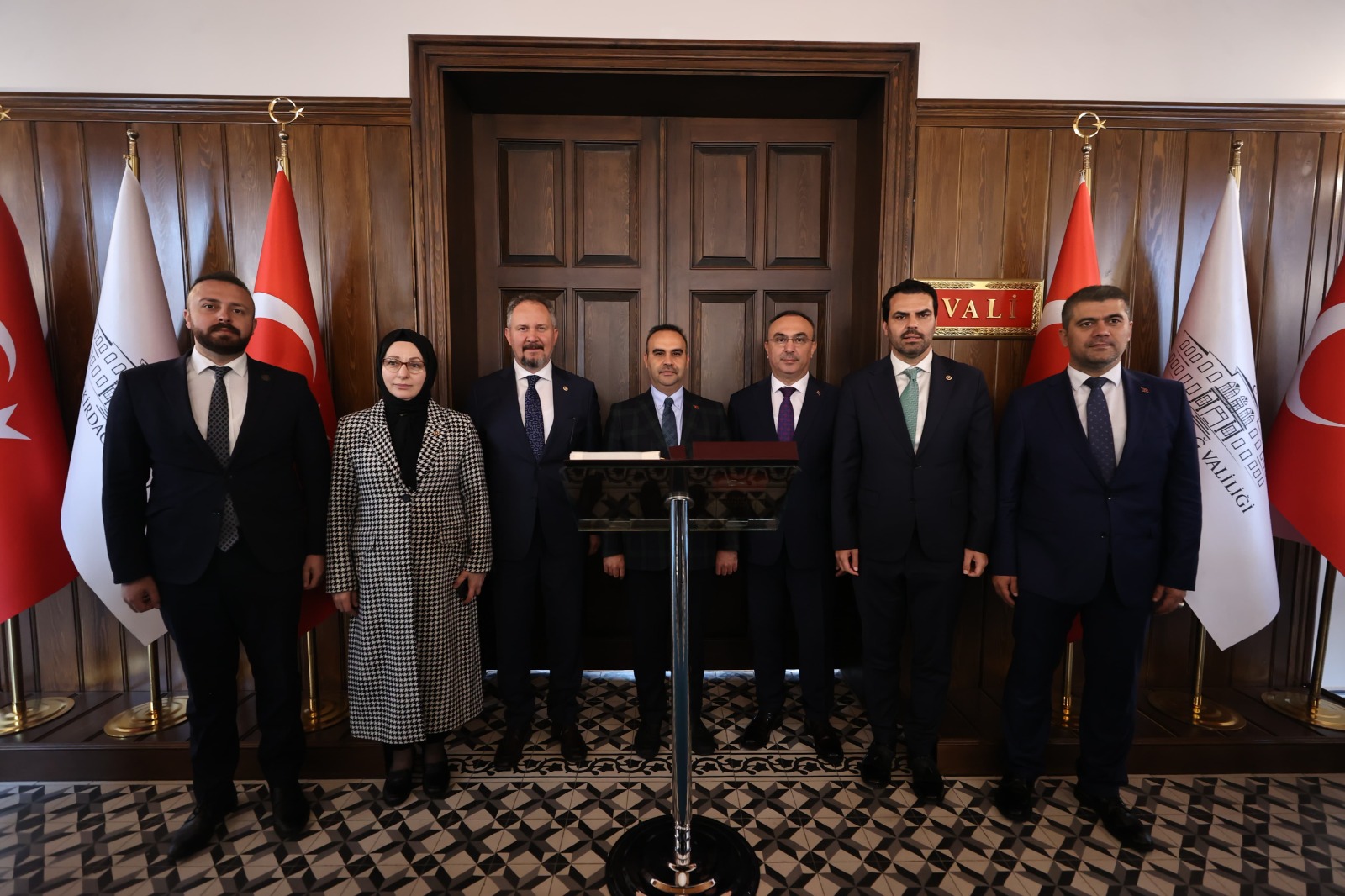 Sanayi ve Teknoloji Bakanı Kacır Valiliğimizi Ziyaret Etti
