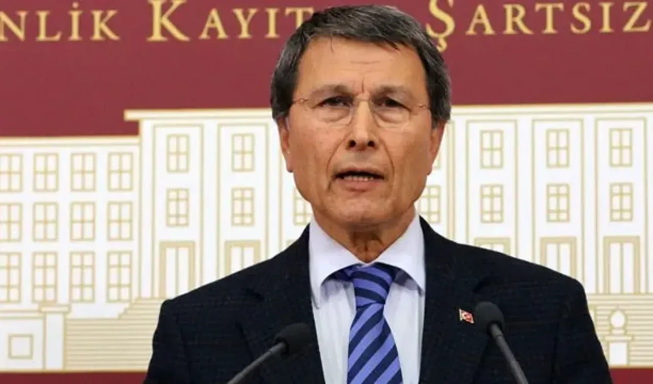 İYİ PARTİDEN AYRILAN HALAÇOĞLU KUTLU PARTİYİ KURDU
