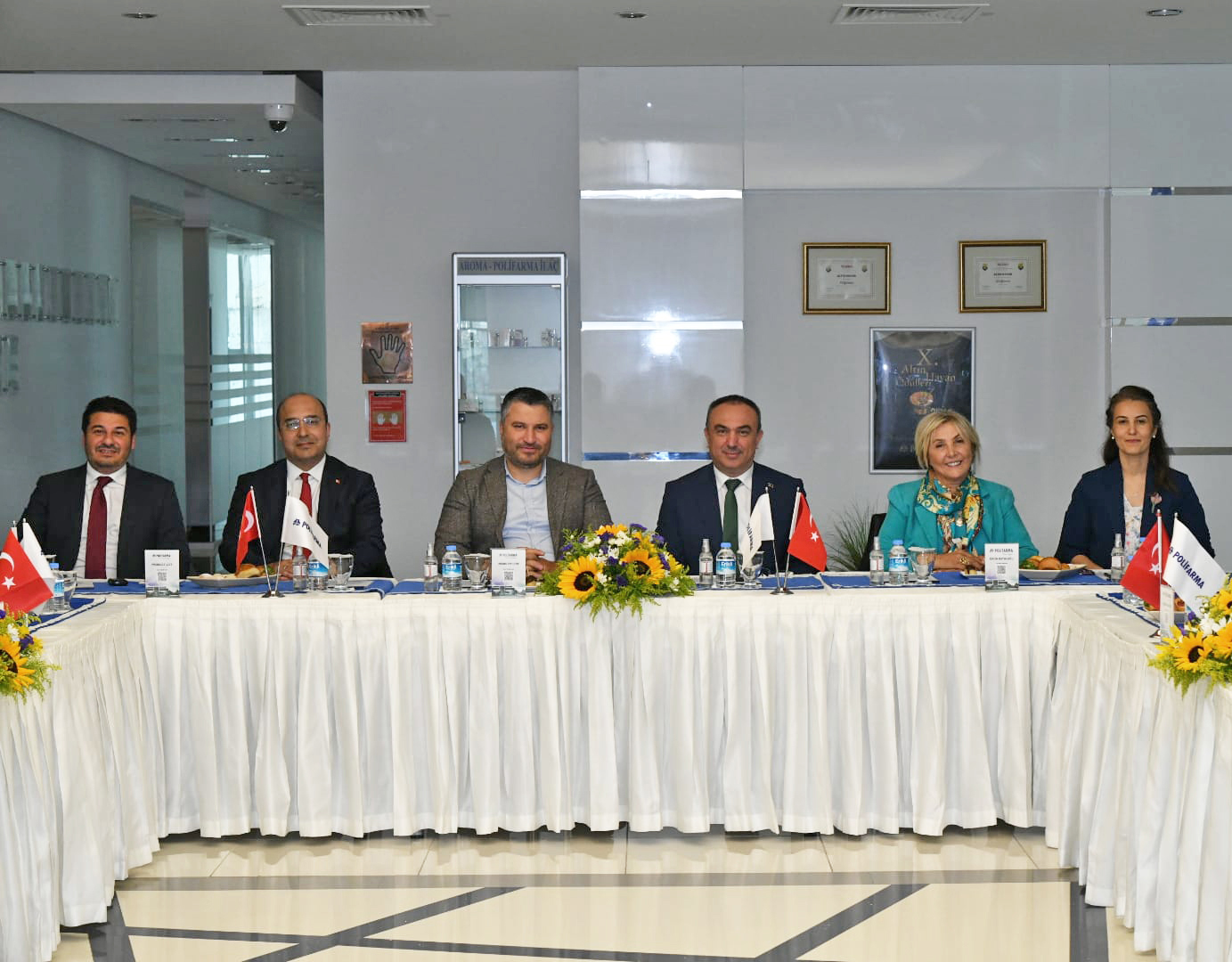 SANAYİ VE TEKNOLOJİ BAKAN YARDIMCISI VE HEYETİ, TEKİRDAĞ VALİSİ VE TEKİRDAĞ ERGENE KAYMAKAMI’NDAN  POLİFARMA’YA ZİYARET