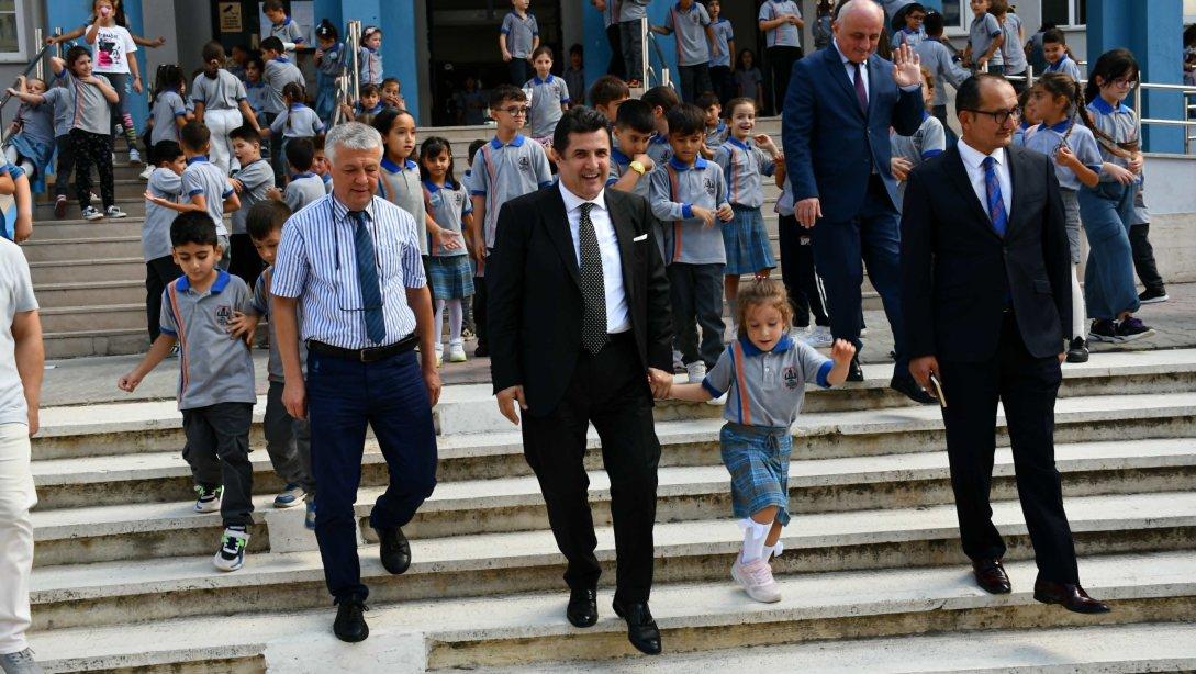 Dr. Abdülaziz Yeniyol, Çerkezköy Tepe İlkokulu’nu Ziyaret Etti