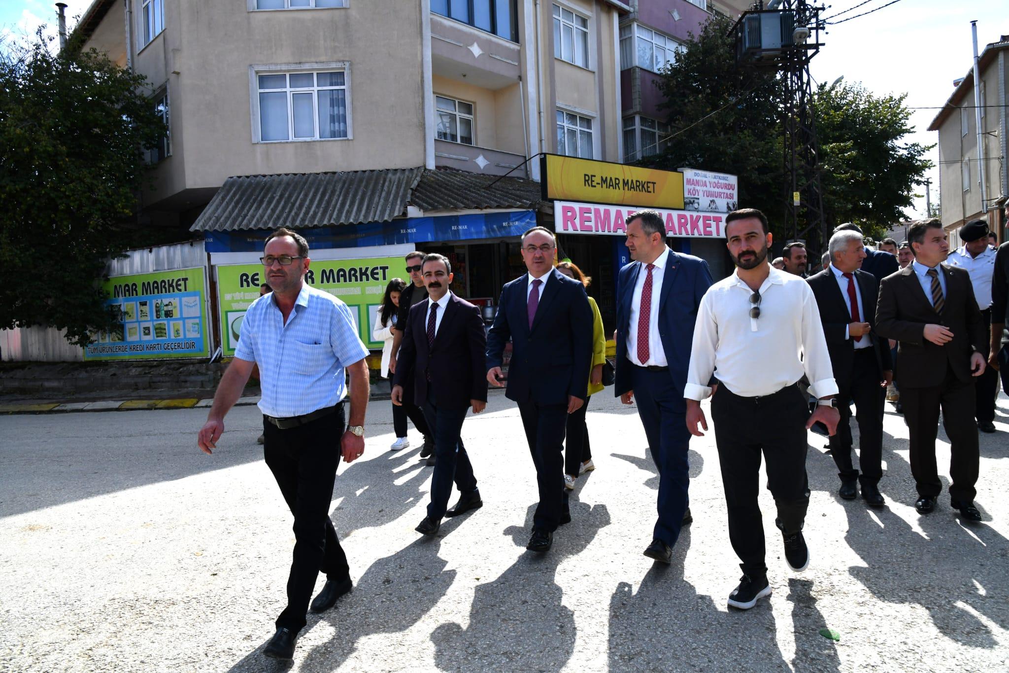Vali Soytürk Saray İlçemizde Vatandaşlarla Bir Araya Geldi
