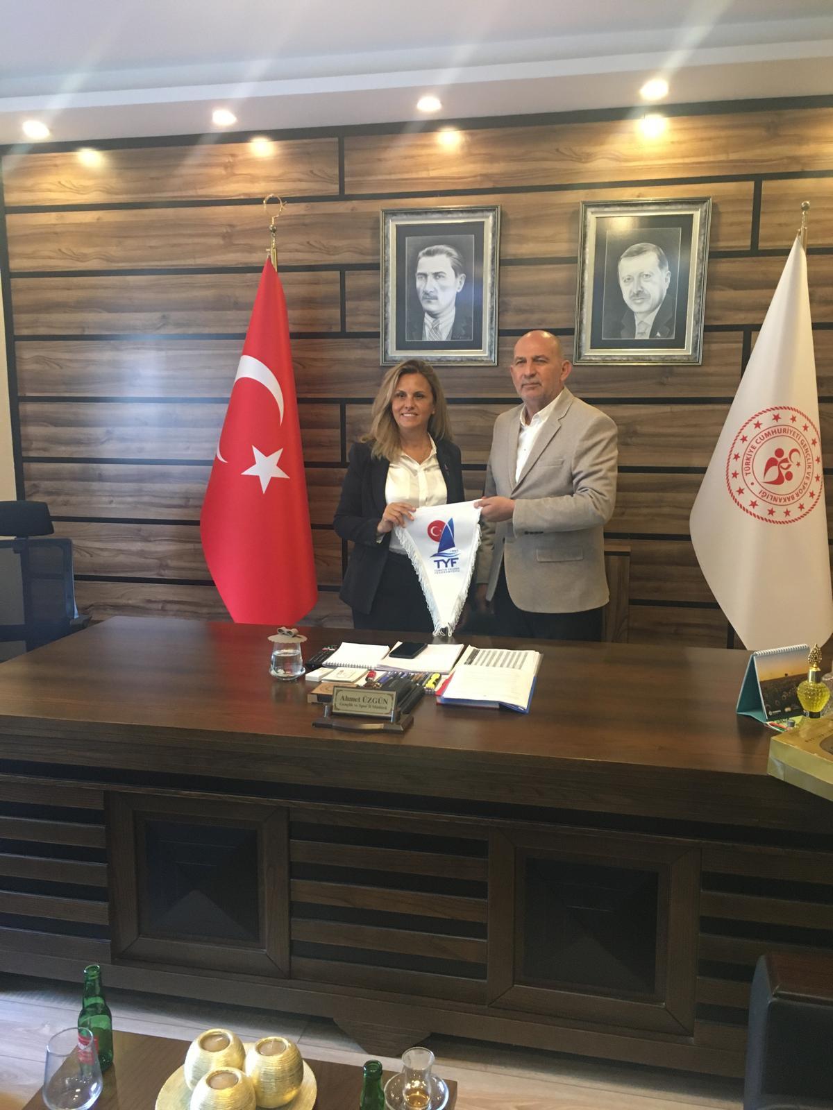 Özlem Akdurak Gençlik Spor İl Müdürü Ahmet Üzgün Ziyareti