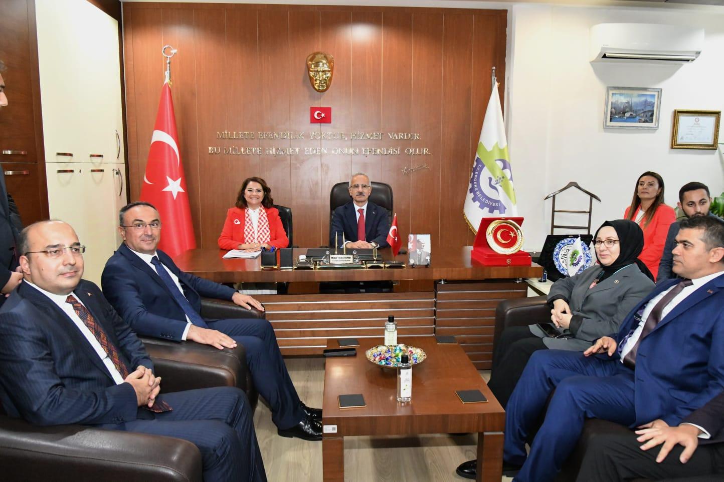 Bakan Uraloğlu Ergene Belediyesini Ziyaret Etti