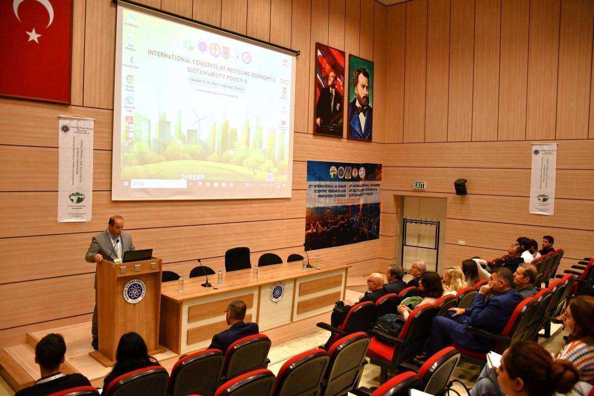 Tekirdağ NKÜ’de 16 Ekim Dünya Gıda Günü Konferansı Düzenlendi