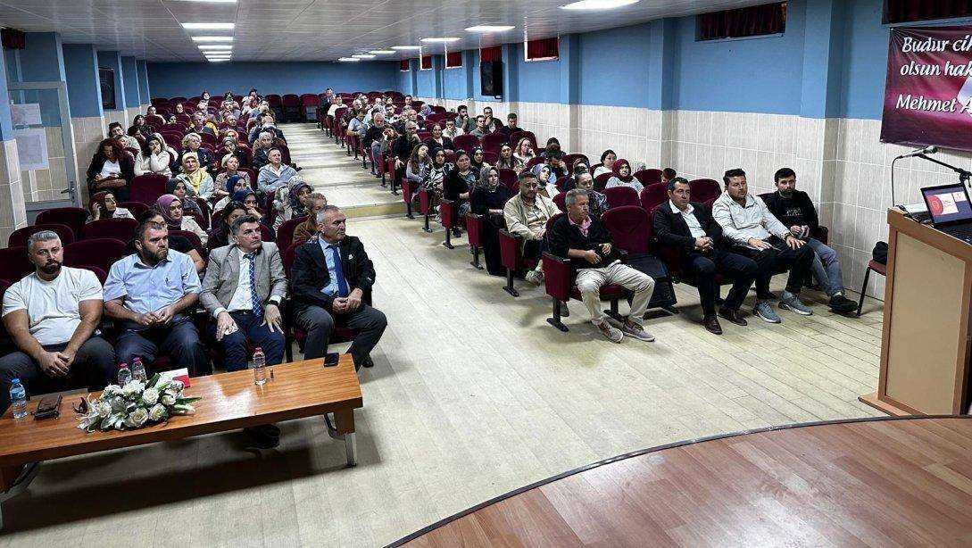 İlçe Milli Eğitim Şube Müdürü Ahmet ALTIN başkanlığında ÇEDES(Çevreme Duyarlıyım, Değerlerime Sahip Çıkıyorum) Projesi bilgilendirme toplantısı yapıldı.
