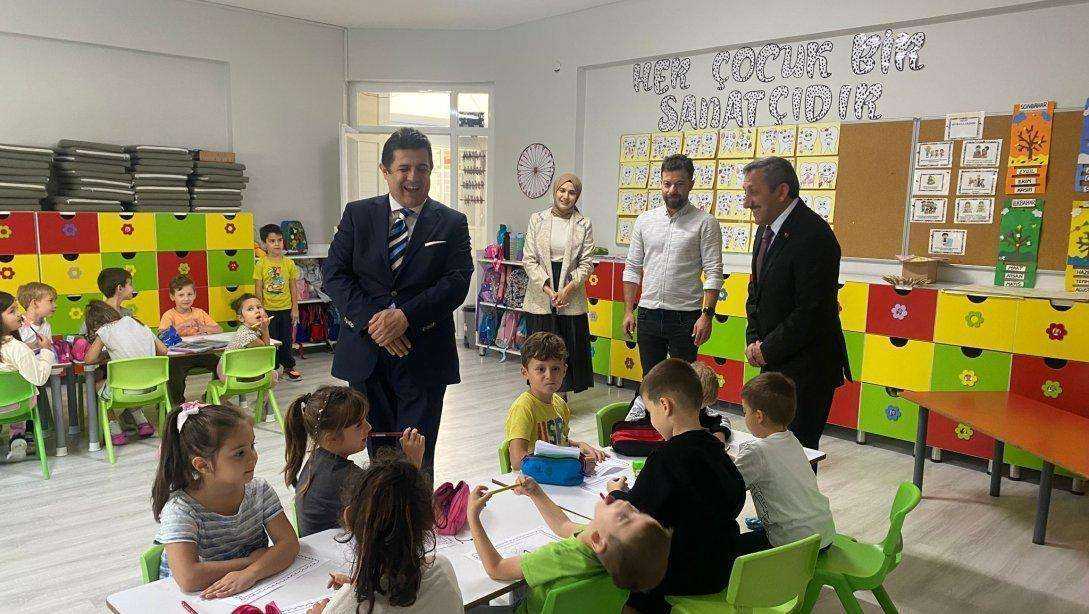 İl Millî Eğitim Müdürü  Dr. Abdülaziz Yeniyol Çorlu İlçesindeki Zübeyde Hanım Anaokulunu Gezerek İncelemelerde Bulundu