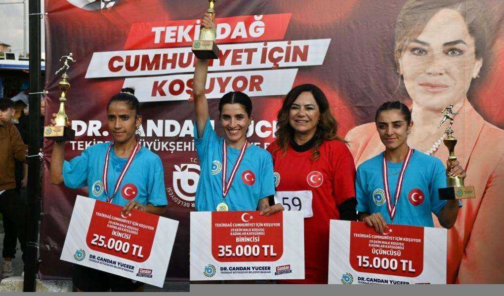 TEKİRDAĞ CUMHURİYET İÇİN KOŞTU