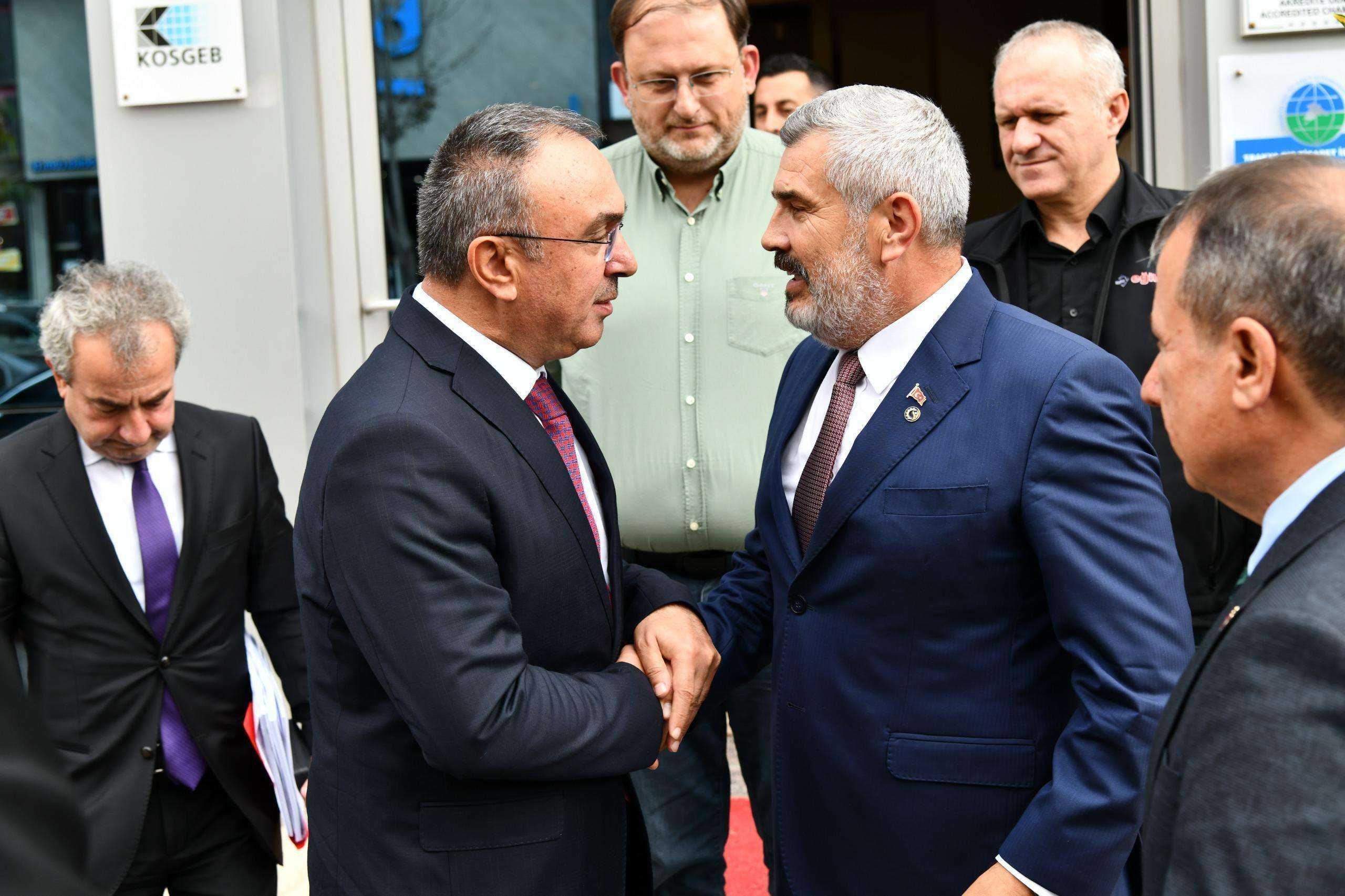 Vali Soytürk Çerkezköy Ticaret ve Sanayi Odası Başkanı Çetin’i Ziyaret Etti
