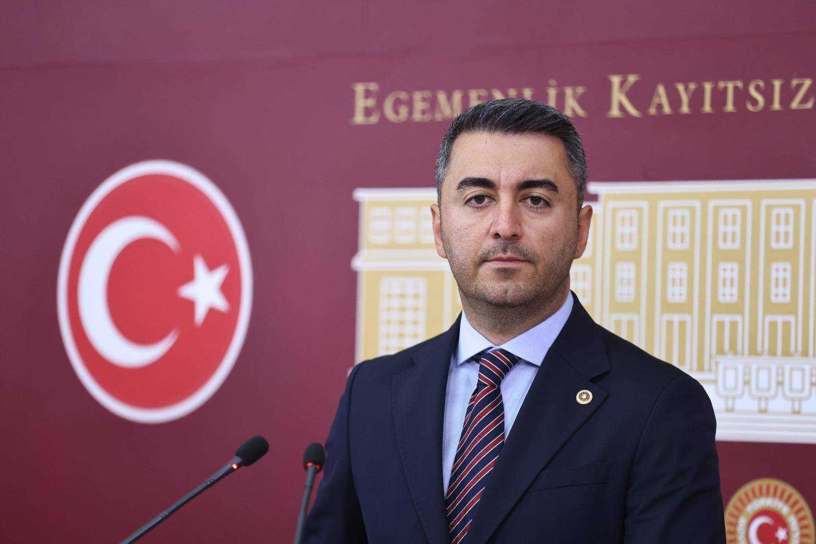Tekirdağ Milletvekili Cem Avşar DEVA Partisinden ayrıldı.