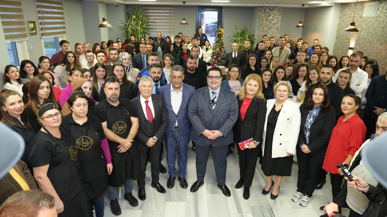 Marmaraereğlisi Belediye Başkanı Onur Bozkurter´den Personeline Yeni Yıl Tebriği